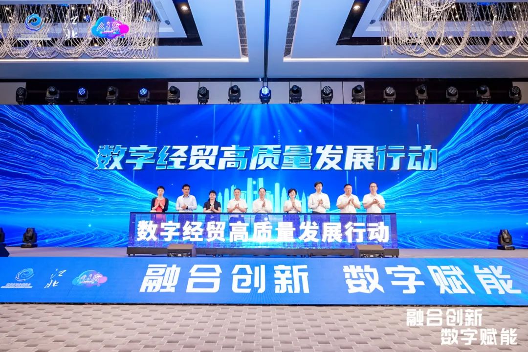 1689234261367737.jpg 4bf6ba25bfa3644cb073cc636dd1699e.jpg